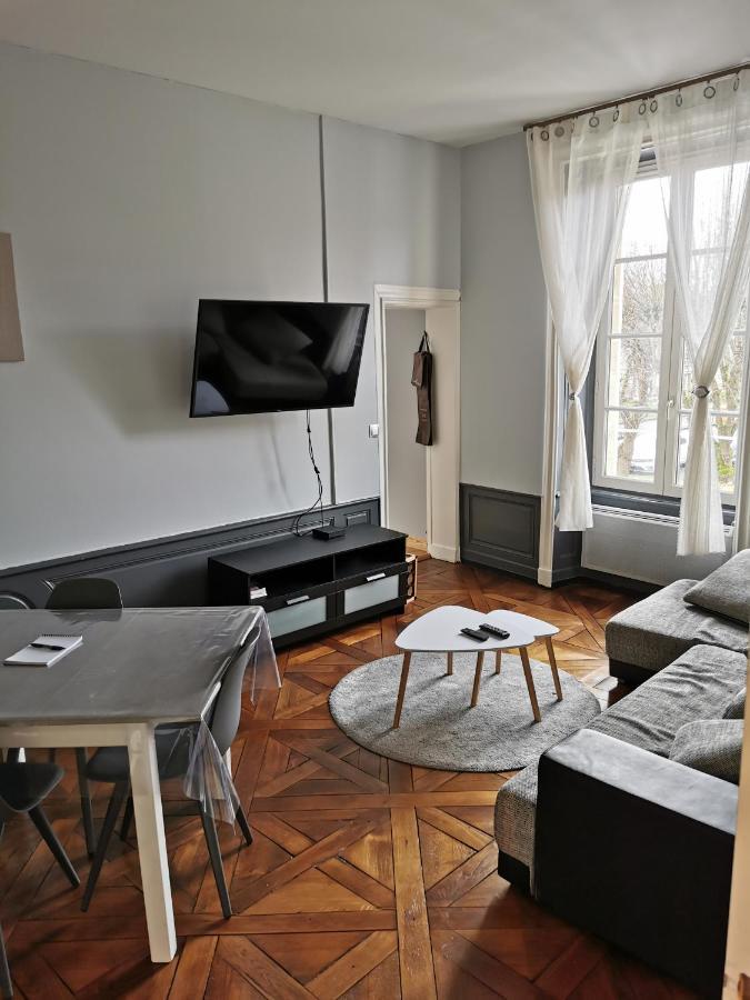 Appartement Avec Vue Sur Cathedrale Classe De Tourisme 3 Etoiles บาเยอ ภายนอก รูปภาพ